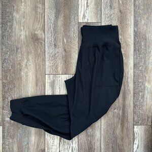 Athleta Salutation Rib Jogger